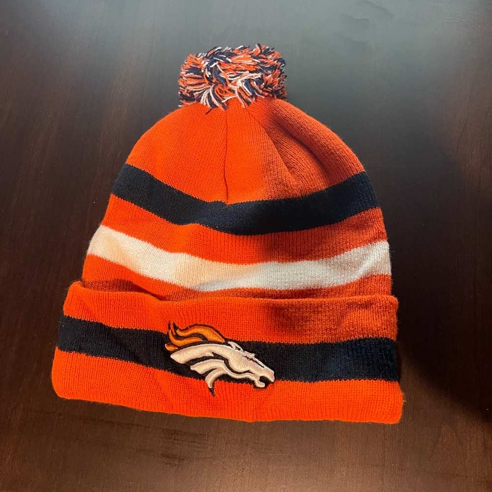 (New) New Era Denver Broncos Beanie